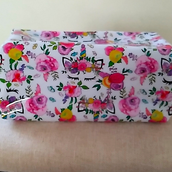 Pouch - Picture 4 of 5